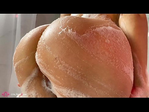 ❤️ Zeshkania masturbon pidhin me vibrator deri në orgazmë intensive në dush ️ Video porno tek ne sq.xxxwownet.ru ❌❤